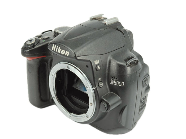 Nikon D5000