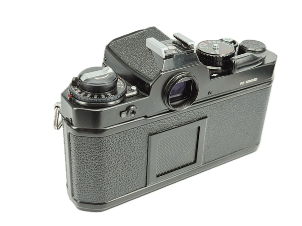 Nikon FE Black - New light seals December 2025