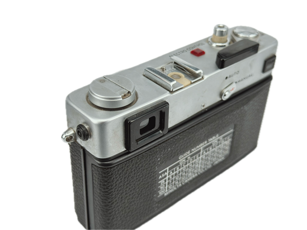 Minolta Hi-Matic E - New light seals December 2025