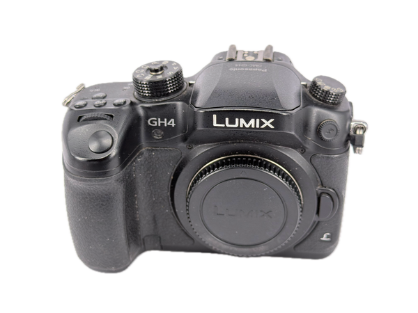 Panasonic GH4