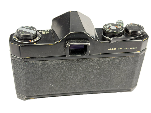 Pentax Spotmatic SP - New light seals February 2026