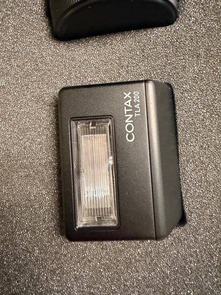 Contax G2 Black kit with 28-45-90 TLA200 and case