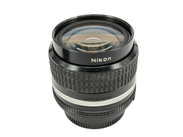 Nikon 24mm f2 AIS