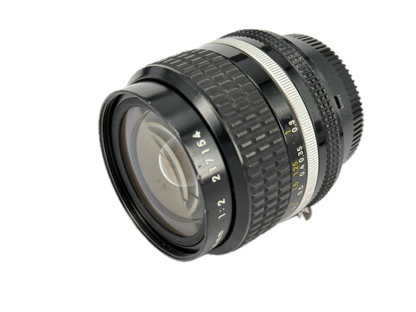 Nikon 24mm f2 AIS