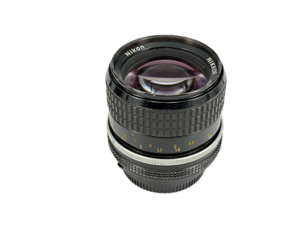Nikon 85mm f2 AI-s