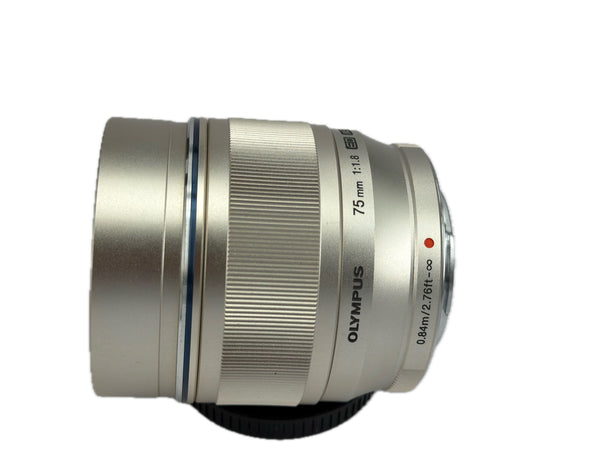 Olympus 75mm f1.8 ED M.Zuiko Digital