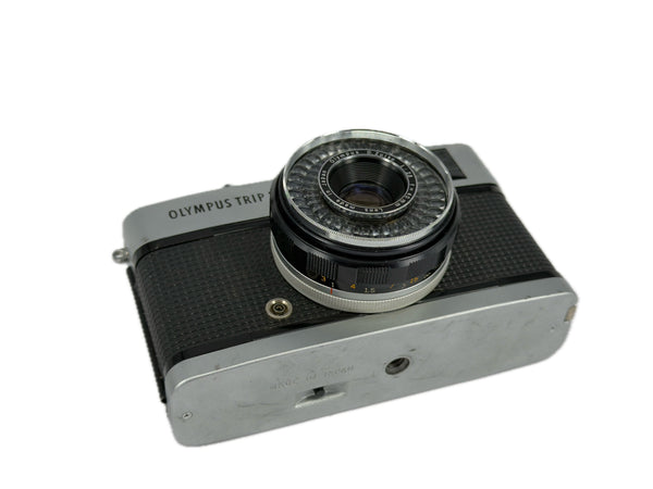 Olympus Trip 35 Silver - Cl'a and new light seals May 2026