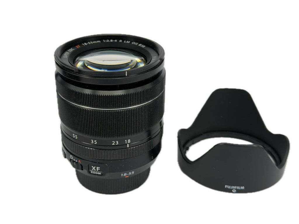 Fuji XF 18-55mm f2.8-4 R LM OIS with hood