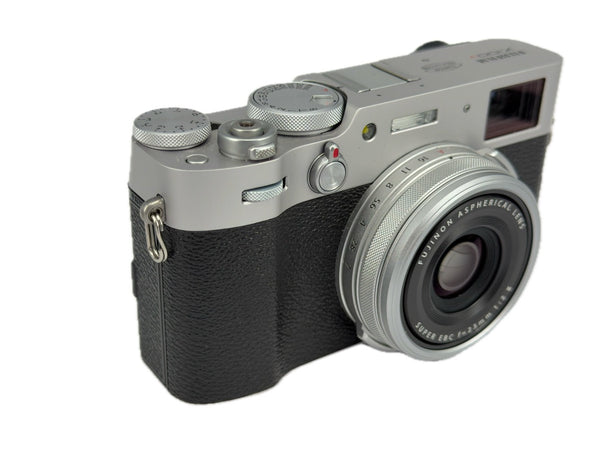 Fujifilm X100V