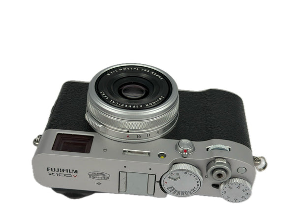 Fujifilm X100V