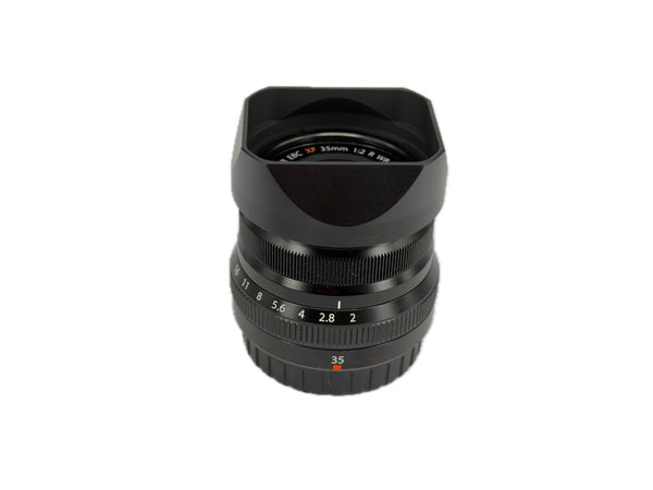 Fujifilm XF 35mm f2 R WR Super EBC Black with hood