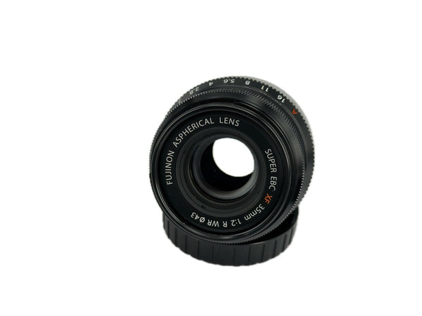 Fujifilm XF 35mm f2 R WR Super EBC Black with hood