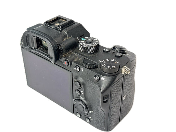 Sony A7R III with battery grip