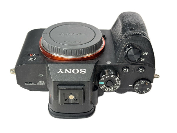 Sony A7R III with battery grip