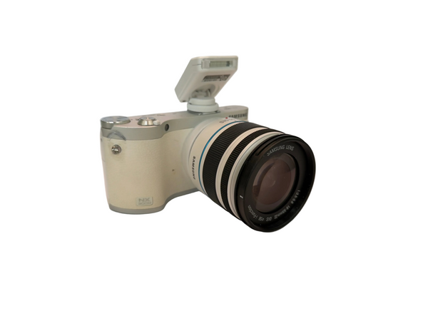 Samsung NX300M with 18-55mm OIS