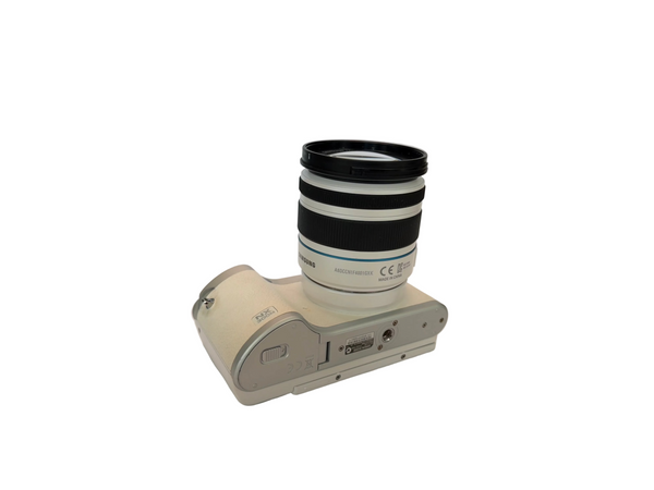 Samsung NX300M with 18-55mm OIS