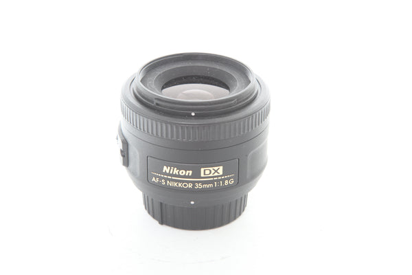 Nikon 35mm f1.8 AF-S G DX with HB-46 hood