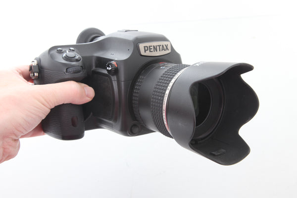 Pentax 645 55mm f2.8 SMC Pentax-D FA645 AL IF SDM AW with hood