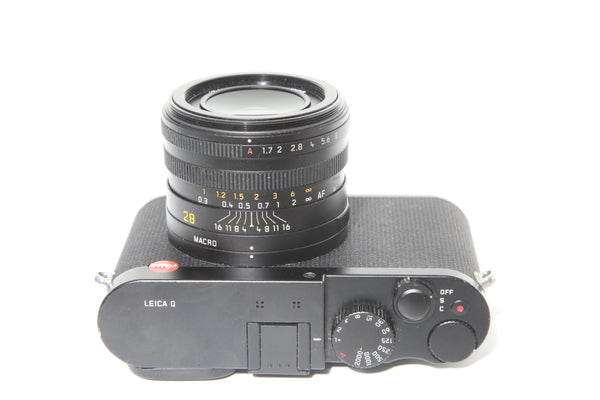 Leica Q (Typ 116) with box