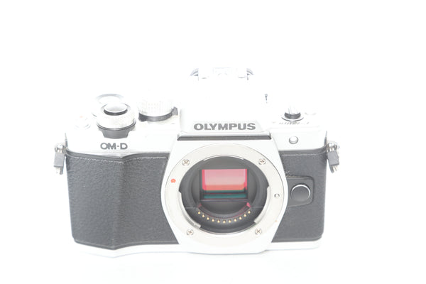 Olympus E-M10II