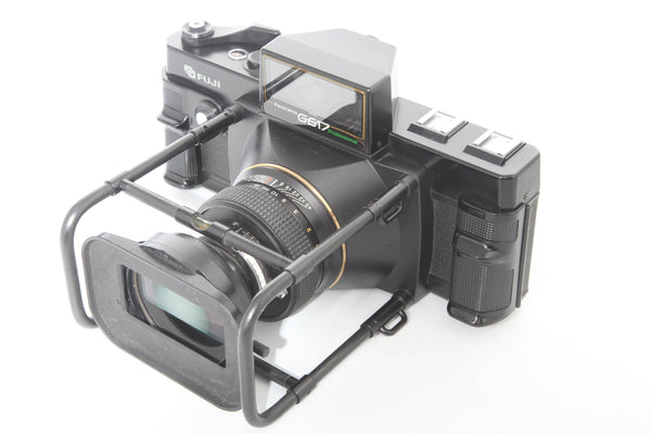 Fuji Panorama G617 Professional with 105mm Fujinon f8 and case