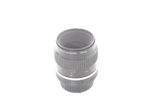 Nikon 55mm f2.8 Micro-Nikkor Ai-s with chip