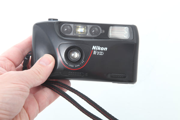 Nikon AF 200