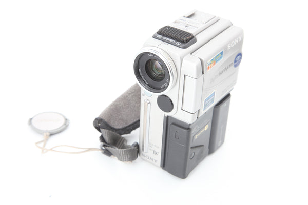 Sony Digital Handycam DCR-PC3E