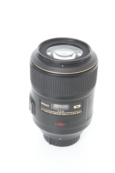 Nikon 105mm f2.8 AF-S VR Micro-Nikkor G IF-ED N VR with hood HB-38