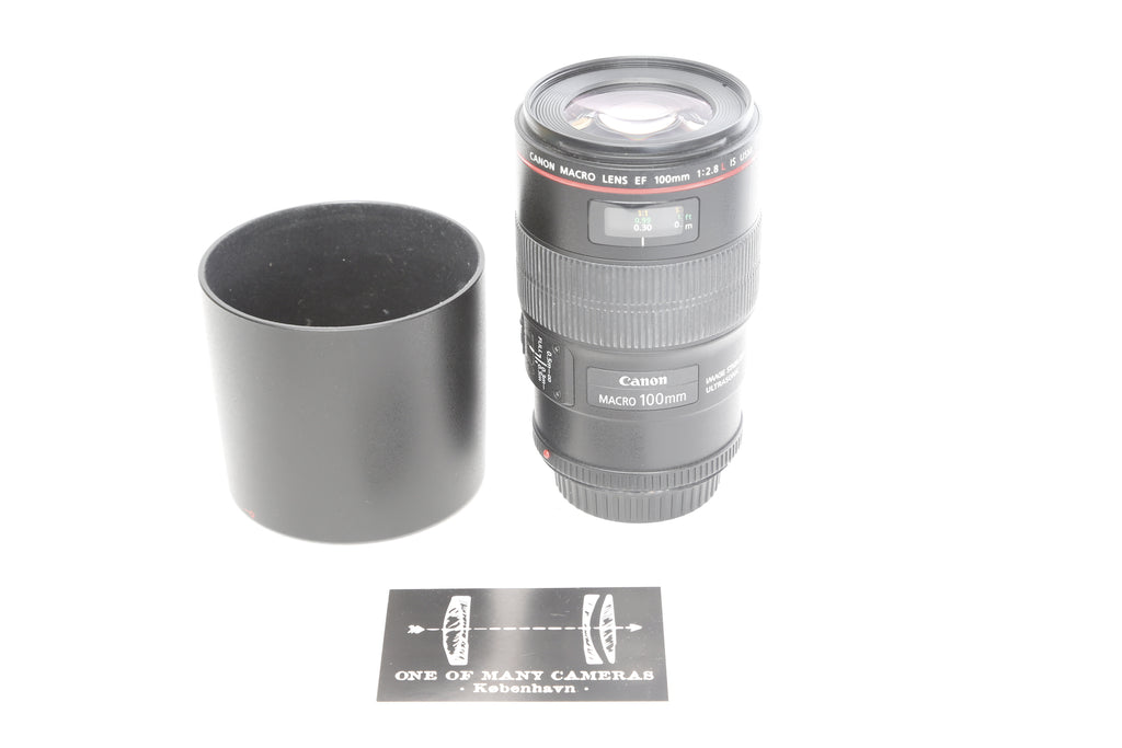 Canon EF 100mm f2.8 Macro L IS USM with hood ET73
