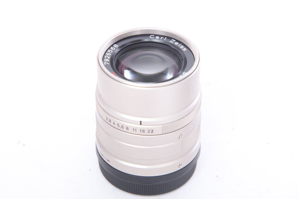 Contax G 90mm f2.8 Sonnar with hood GG-3