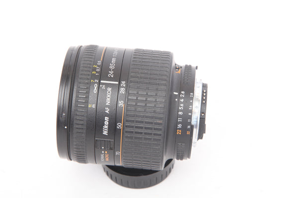 Nikon AF 24-85mm f2.8-4.0 D IF Aspherical MACRO with hood HB-25