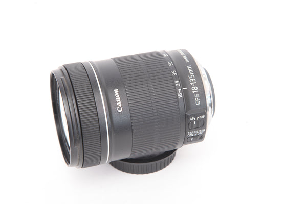 Canon EF-s 18-135mm f3.5-5.6 IS