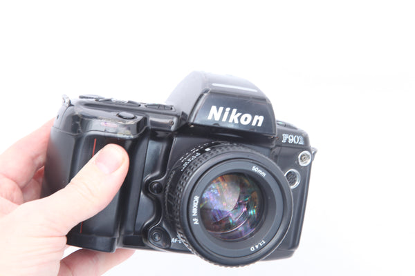 Nikon F90X - Provenance of Henrik Saxgren