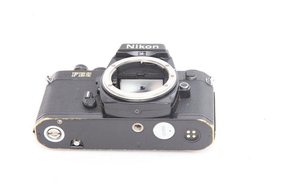 Nikon FE2 Black - New light seals December 2022