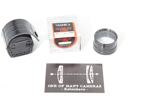 Yashica Close-up Lens No 2 30mm for TLR Cameras, Boxed. stock No u9185Yashica Close-up Lens No 2 30mm for TLR Cameras, Boxed
