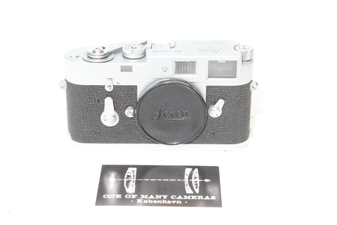 Leica M2 with Quickload