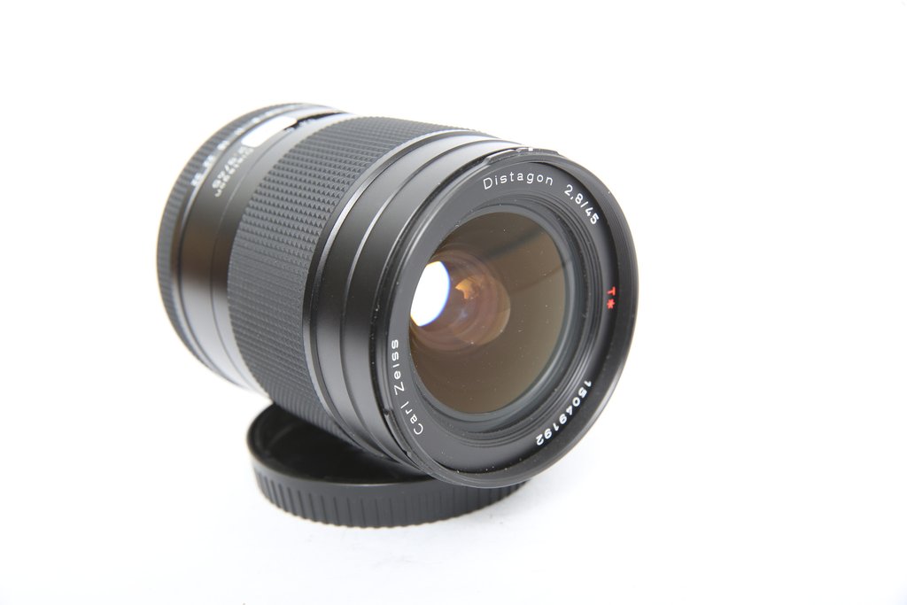 レンズ(単焦点) CONTAX Carl Zeiss Distagon 45mm F2.8 レンズ(単焦点) CONTAX Carl Zeiss Distagon 45mm F2.8 Amazon